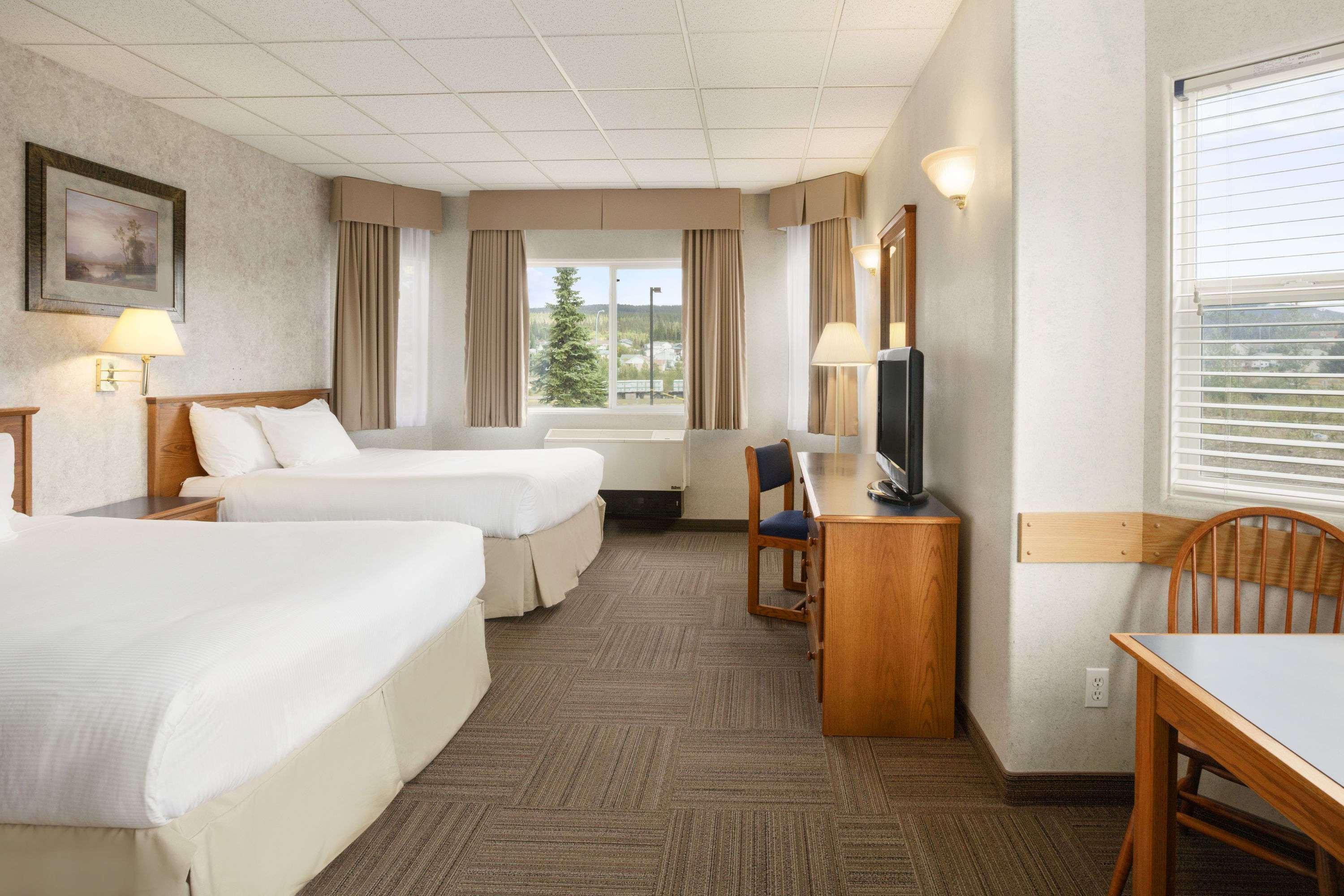 Days Inn By Wyndham Hinton Eksteriør billede